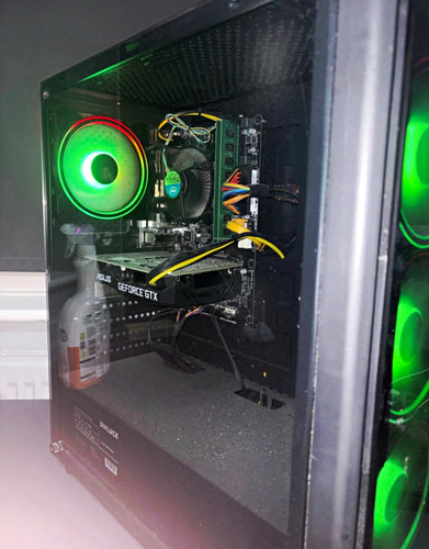 Asus black gaming desktop - gaming,