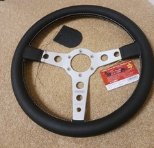 Momo Prototipo 350mm steering