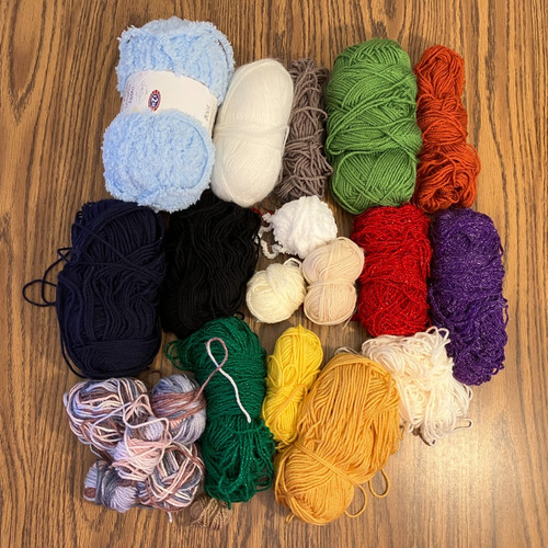 Assorted wool oddments - ,