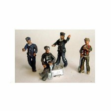 Relaxed loco crew - crew, scale