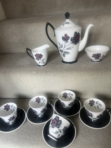 Royal albert bone china - royal,