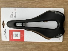 Selle Italia SLR TM Superflow Cycle Saddle S3 Manganese Rails