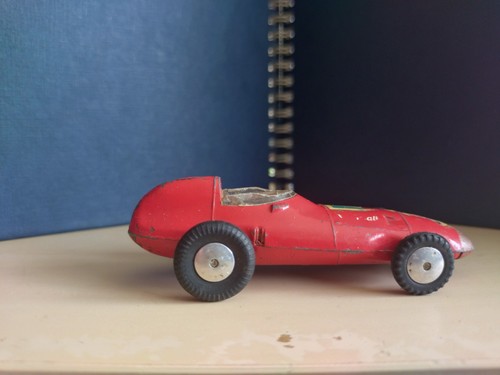 Corgi toys vanwall 150s - toys,