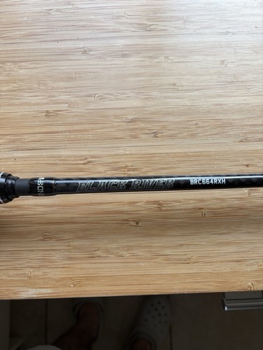 Bone black river baitcaster - bone,