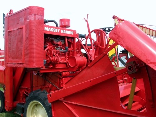 Photo 6x4 1950s - , massey-harris