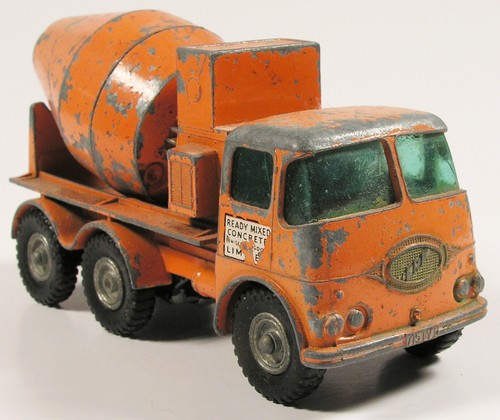 Matchbox erf rmc concrete - matchbox,