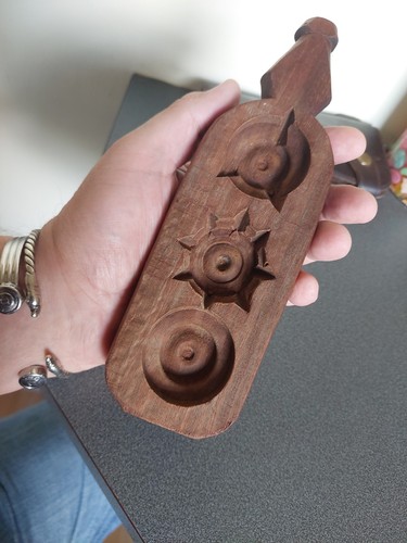 Vintage antique wooden biscuit - vintage/antique,