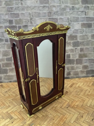 Dolls house scale - house,