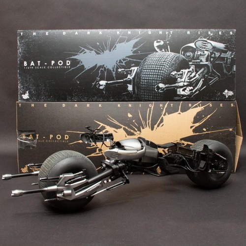 Hot toys dark knight rises - hot,