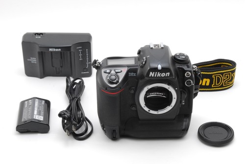 Almost mint nikon d2x - ,