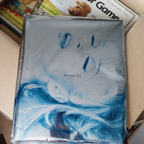 Madonna 1992 sex book - 1992, 'sex'