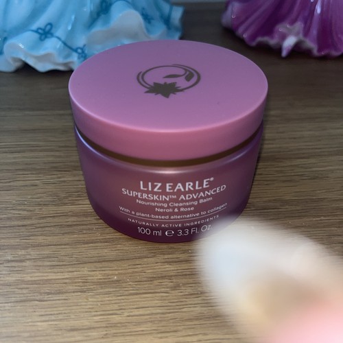 Liz earle superskin - liz,
