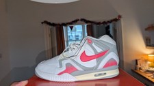 Nike Air Tech Challenge II
