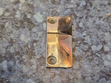 Morris Minor 1000 (55-71)N/S Left Chrome Quarter Light Latch Closing Plate Stk01