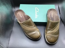 Clarks Women 6M OLIVE leather slip on Clogs Mules slides Shoes PATTY BAHAMA