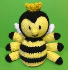 KNITTING PATTERN - Queen Bee