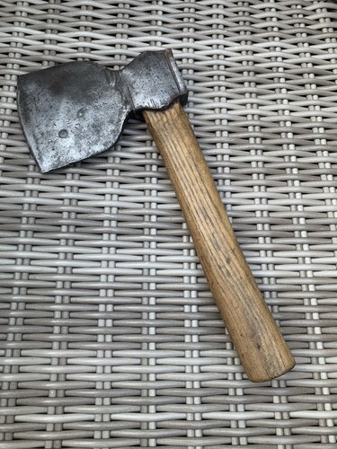 Vintage kent pattern - vintage, axe