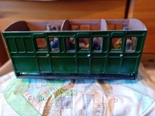 SM32 IP Freelance two compartment plus luggage coach with passengers