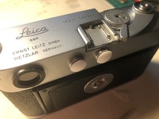 LEICA STYLE FLASH SYNC PLUGS -