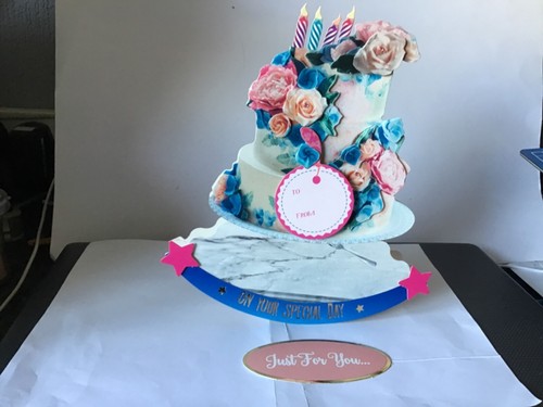 Cake wobbler birthday - wobbler, birthday/any