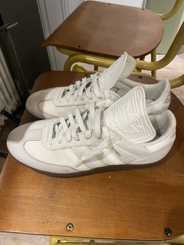 2017 all white adidas samba - all,