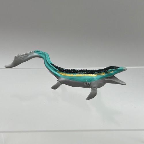Mattel hasbro jurassic world - mattel,