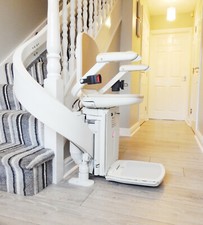 ACORN 180 STAIRLIFT | PRICE INCLUSIVE | REFURBISHED USED CURVED STAIRLIFT FITTED