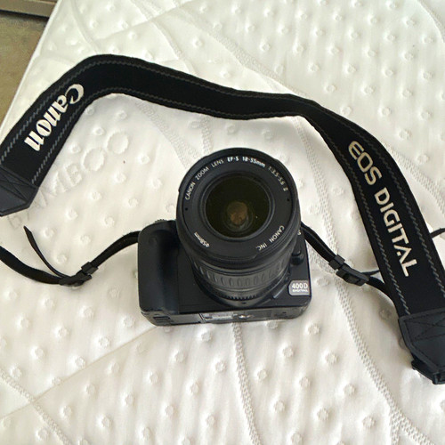 Canon eos 400d 1mp - 10.1mp, black