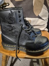 Dr Martens Doc Martens Size 4