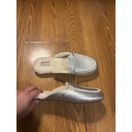 Nwt ugg silver metallic - ugg,