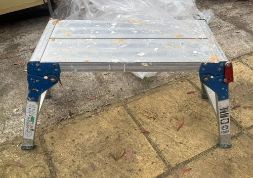 Folding work platform - work,