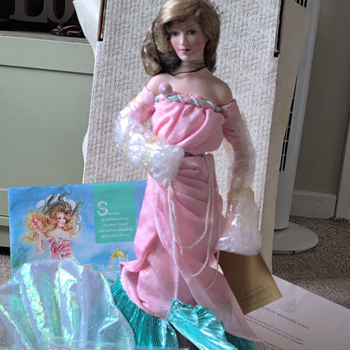 Franklin heirloom dolls - franklin,