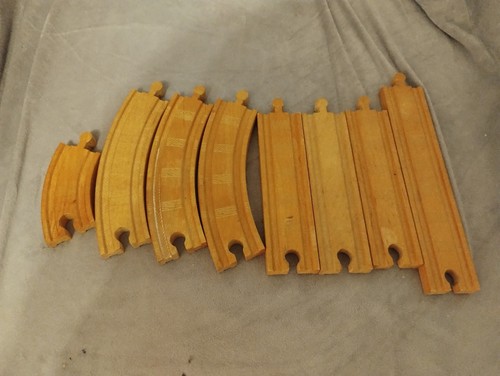 Thomas wooden railway track - wooden,