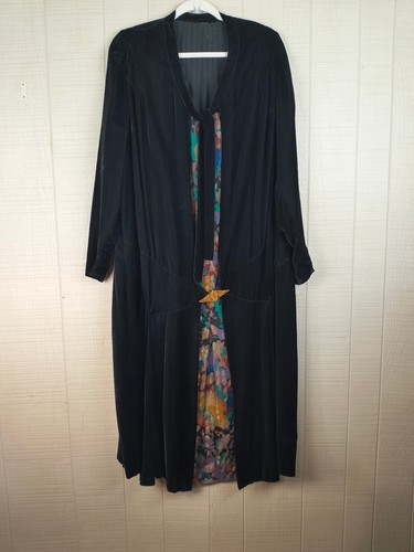 Vintage 1920s style dress - style,