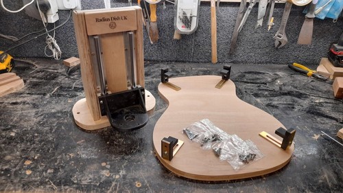 Luthier binding cutter jig - luthier,
