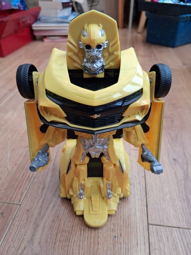 Transformers bumblebee by - transformers,