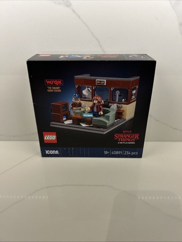 Lego stranger things 40891 - stranger,
