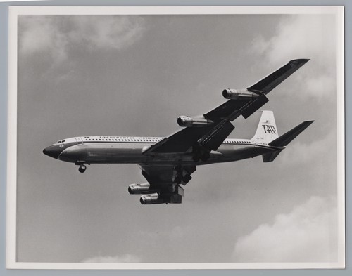 Tap air portugal boeing 707 - boeing,