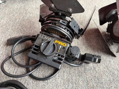 Lowel pro tungsten lights - lowel,