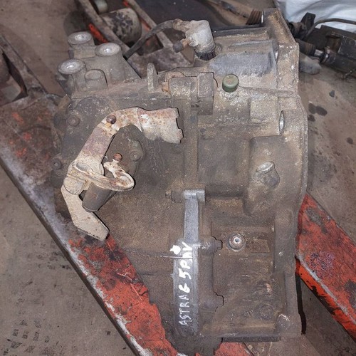 Opel astra 2000 diesel - opel,