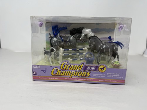 Brand new grand - champions, mini