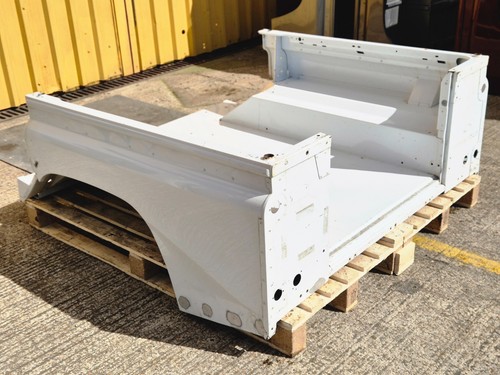 Fuji white tdci land - land, rover