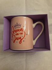 Pink Tea/Coffee Mug ‘Queen