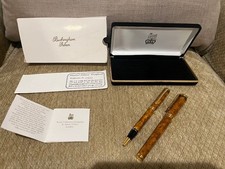 Set of 2 Buckingham Palace