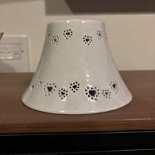 SMALL YANKEE CANDLE SHADE WHITE WITH HEART DESIGN
