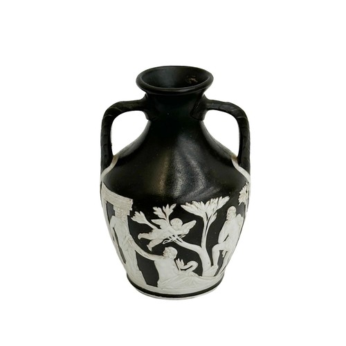 Wedgwood england black white - &,