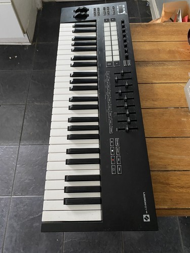 Novation launchkey mk3 - novation, usb
