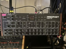 Dave Smith Instruments Prophet