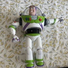 Buzz Light Year Disney Pixar