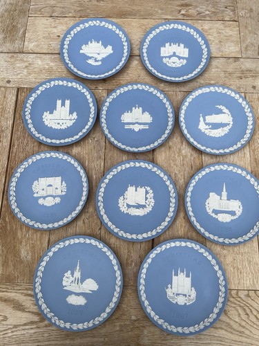 Wedgwood blue jasperware - 10,